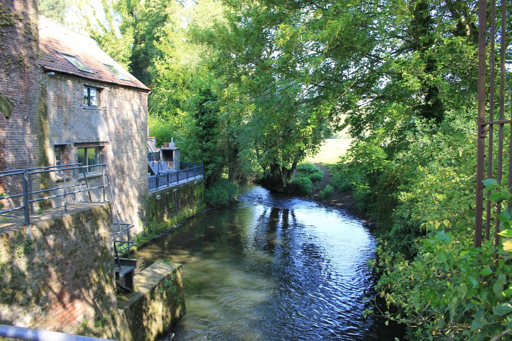 Logis Hotel-Restaurant - Le Moulin D'Artres Exterior foto